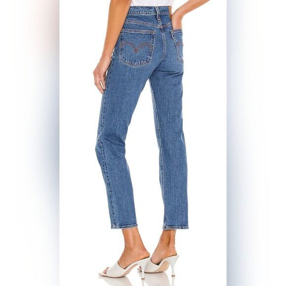 Levi's Wedgie Straight jeans size 25 in EUC - Picture 2 of 10